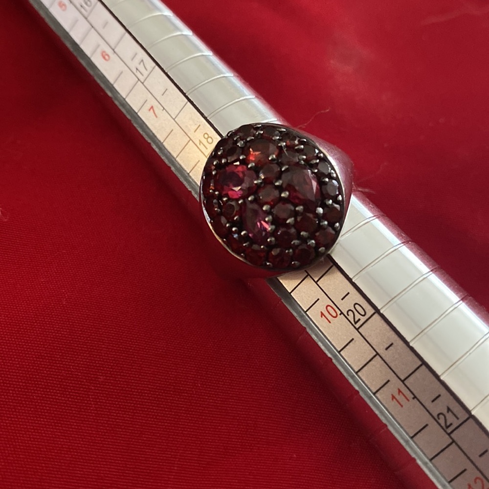 Pretty Red Garnet ring